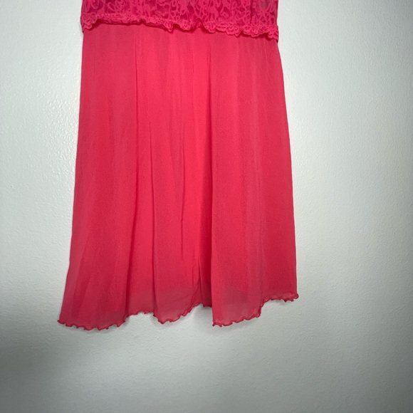 Victorias Secret Pink Lace Baby Doll Lingerie Size Medium - Picture 3 of 5